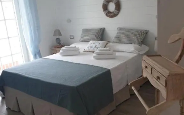 Laura E Christian Rooms