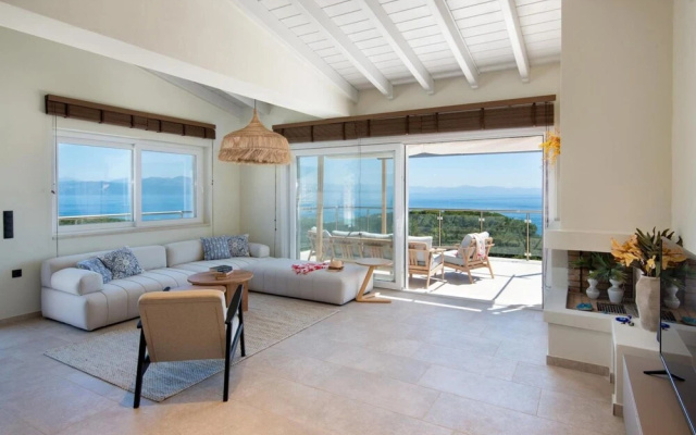 Above Blu Villa in Gaios