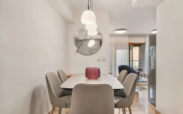 King David Court - Isrentals