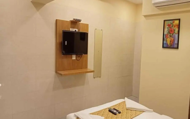Hotel New Sarah Inn, Andheri West