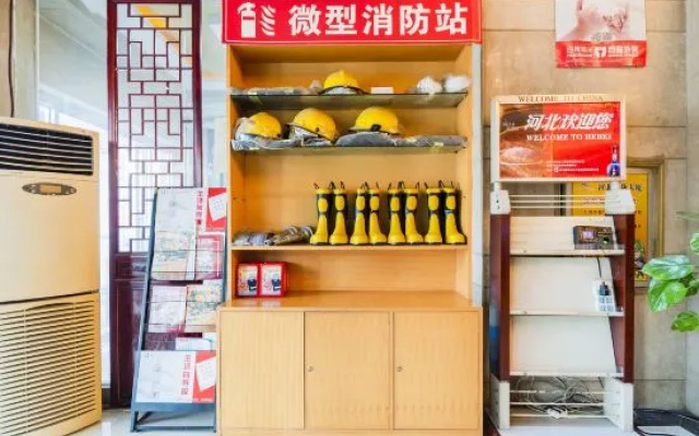 Longshun Hotel