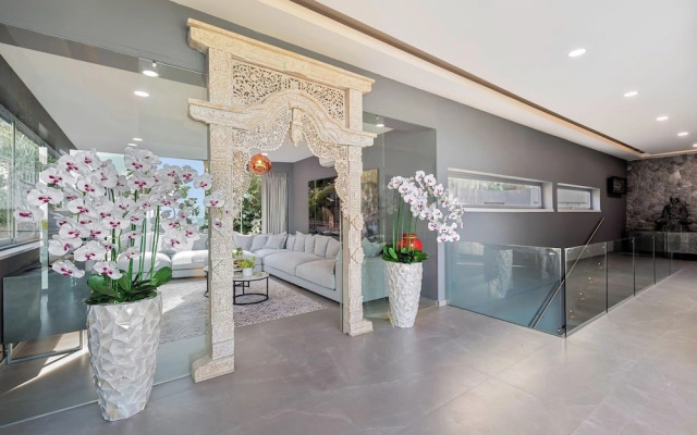 Villa Moonstar