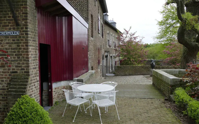 Welcoming Apartment near Town Center in Mesch