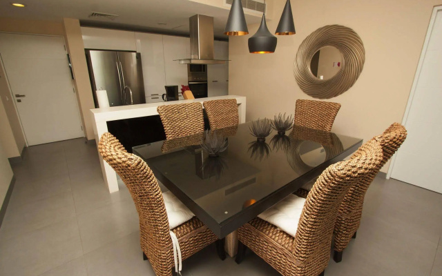 TeAmoPlaya - Nick Price Residences