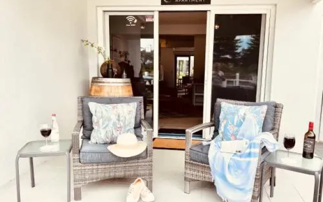 The Waterfront Apartment