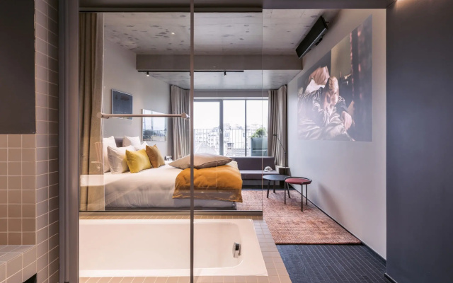 mk2 Hotel Paradiso Nation
