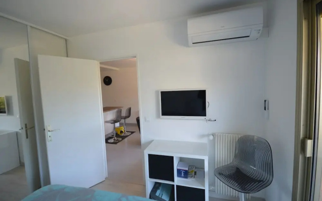 Deluxe One-bedroom Apartment Cannes