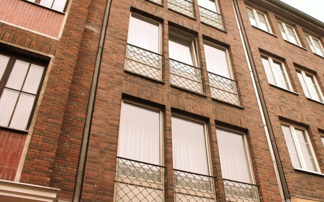 Abode Hotel Altstadt Дюссельдорф вид на фасад