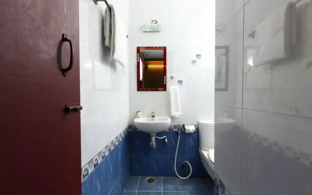 Neighbour Inn Kolathur