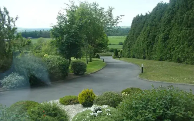 Koliba Country Home