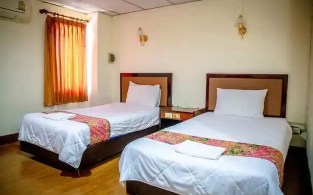 Lukmuang2 Hotel