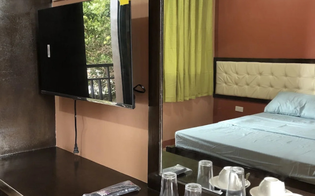 Alona Princess Suites