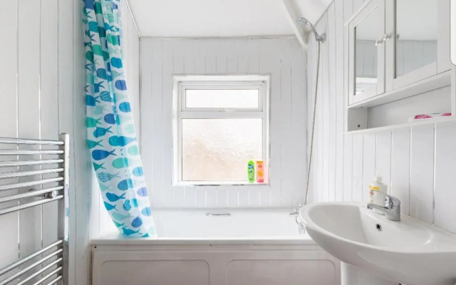 Monyhull Homestay - near City centre Kingsheath NIA NEC BHX