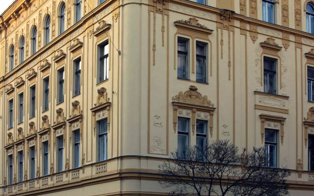 Апартаменты Smeralova Apartments вид на фасад