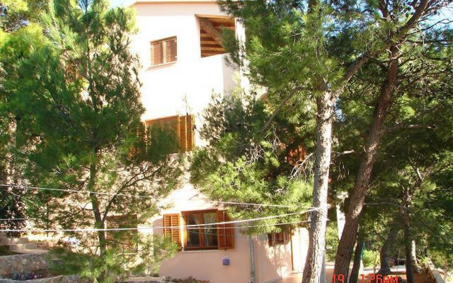 Apartment Jag - 20m from the sea: A2 istocni Sveta Nedjelja, Island Hvar