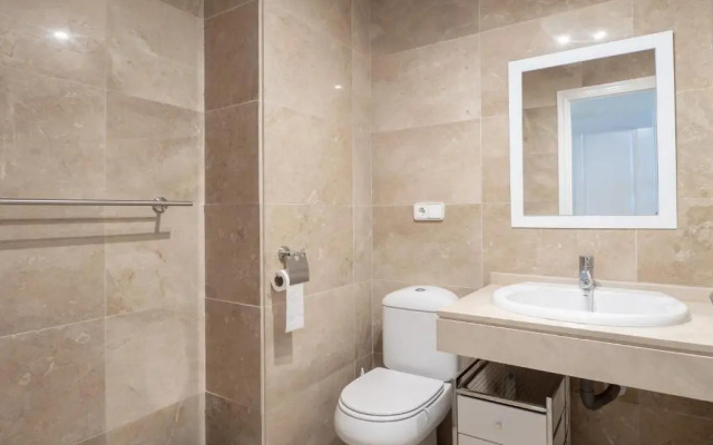 2284-Apt with Big Terrace with Sea View