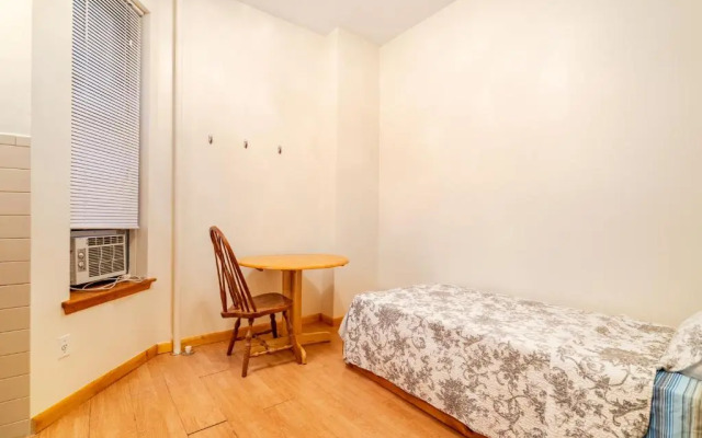 West 30th Street Guest House