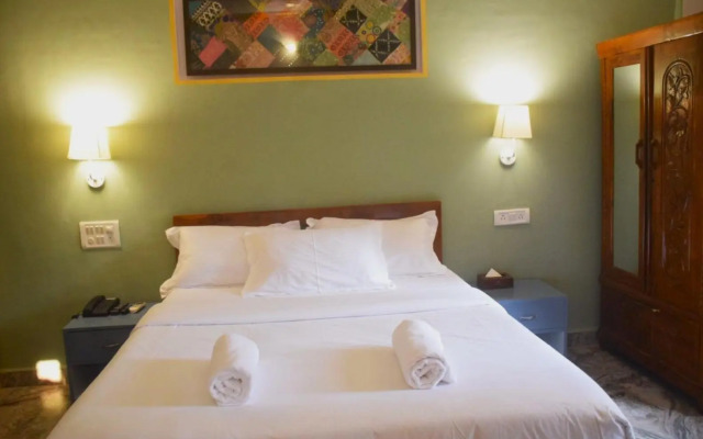 Laliguras Villa 200 Mts from candolim beach