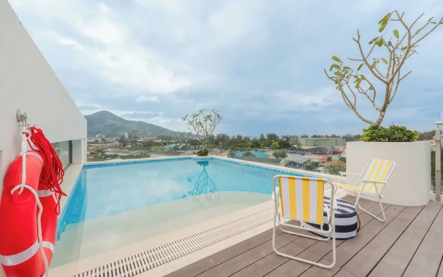 1BR with Infinity Pool Gym Rooftop C190