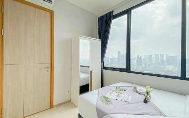 Modern Monochromatic 2Br Near Lrt Station At Apartment Samara Suites