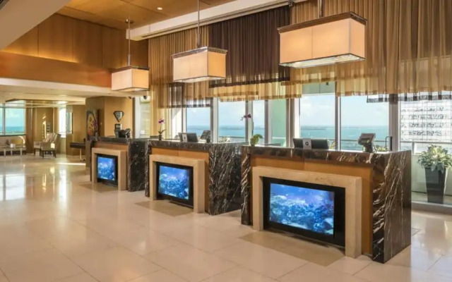 CitiScape - 1 BR Apt at Conrad Hilton