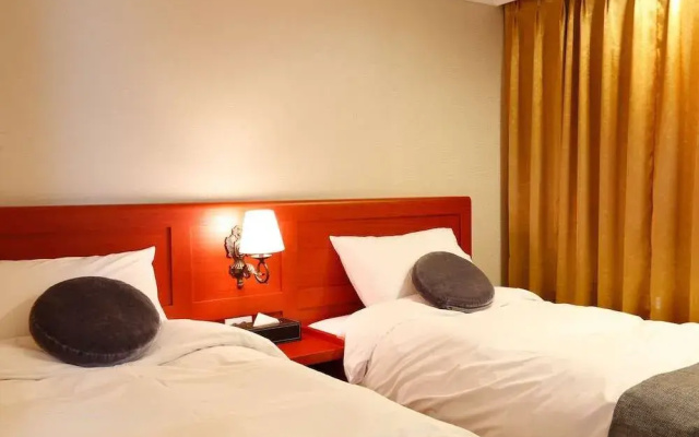 Anmyeondo Plaza Hotel