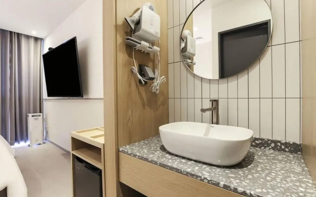 Wonju Brown Dot Hotel Corporate City