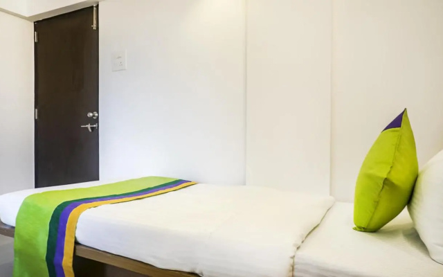 Treebo Luxe Suite, Shivaji Nagar
