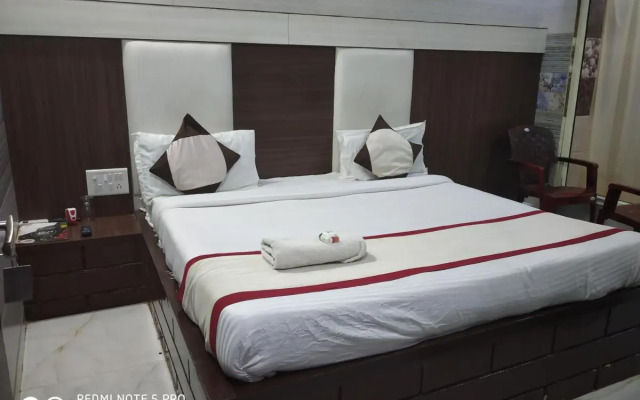 Hotel Ravi Palace Agra