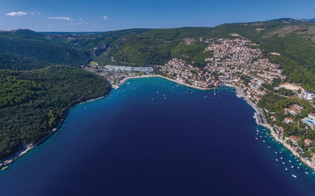 Beautiful Home in Rabac With Wifi and 1 Bedrooms