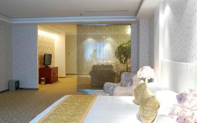 Donghai Hotel