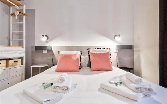 Torino S. Ottavio Chic Style Flat