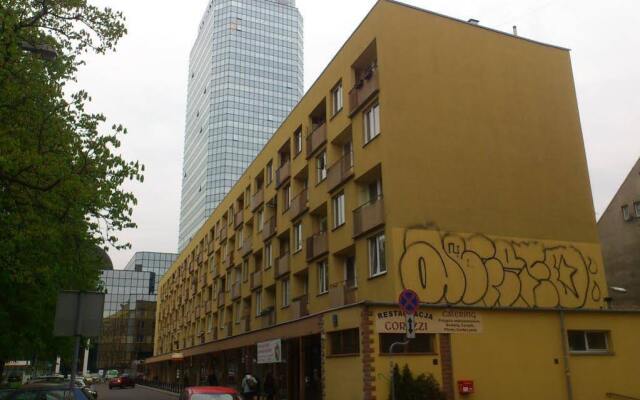 Отель Apartament Saski Польша, Варшава - отзывы, цены и фото номеров - забронировать отель Apartament Saski онлайн вид на фасад