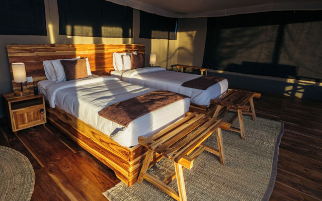 The African Kongoni Serengeti Safari Camp
