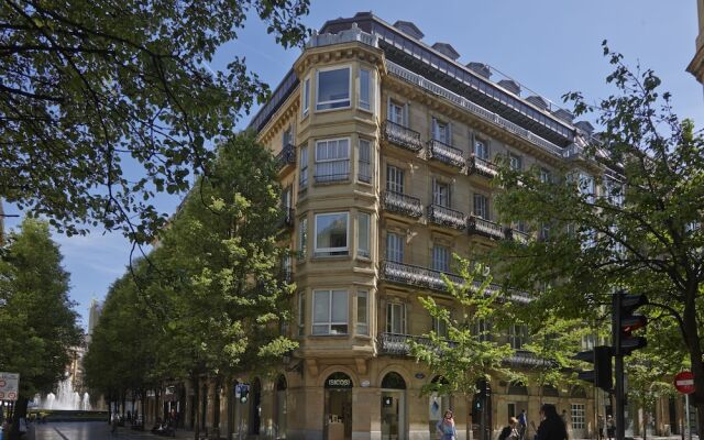 Отель Mirador Apartment by FeelFree Rentals Испания, Сан-Себастьян - отзывы, цены и фото номеров - забронировать отель Mirador Apartment by FeelFree Rentals онлайн вид на фасад