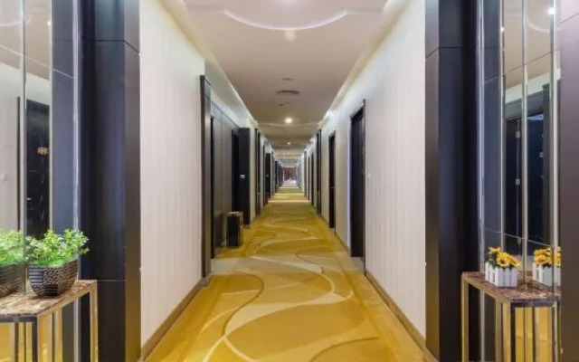 Jiangmen Xinghui Hotel