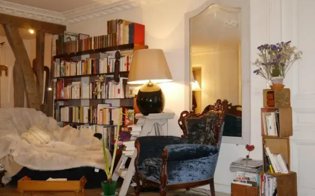 Apartment for 5 in Grands Boulevards and Opera Area