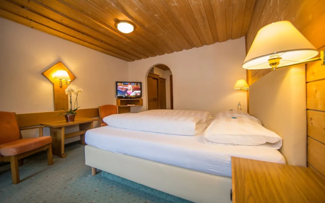 Hotel Cresta