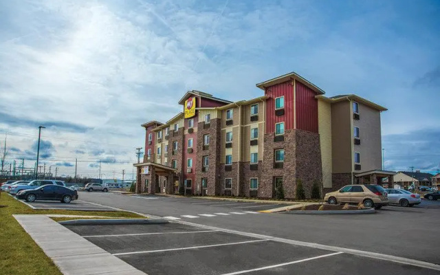 My Place Hotel Nashville East I-40 Lebanon