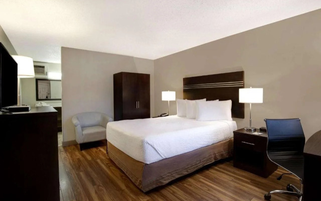 Days Inn by Wyndham Vernon