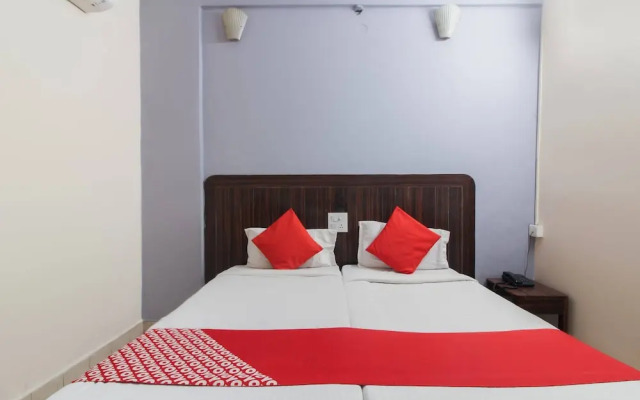 OYO 70733 Hotel Regal