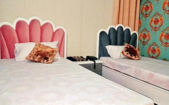 Hotel Rose One Lahore