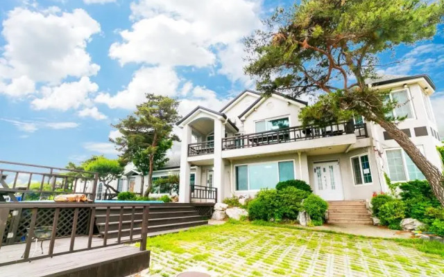 Ganghwado Badanori Pension