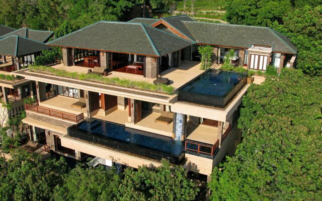 Отель Paresa Resort Phuket вид на фасад