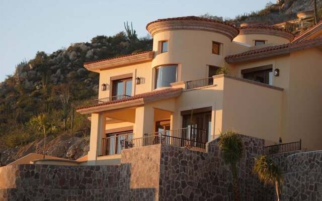 Отель 3-bedroom Ocean View Villa in Cabo San Lucas Педрегал вид на фасад
