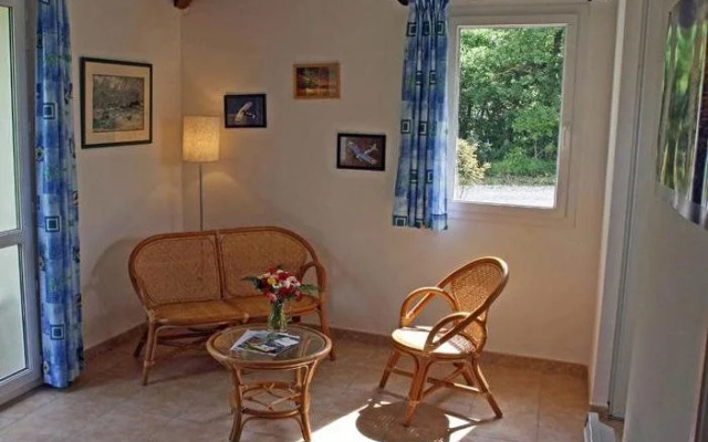 Les Chênes de lEscoutay