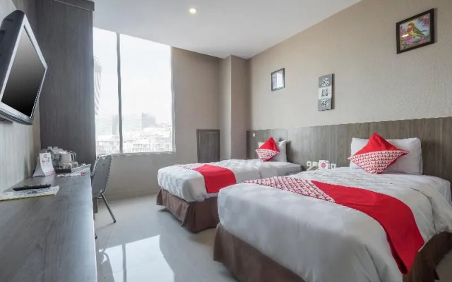 OYO 635 Lynt Hotel Makassar