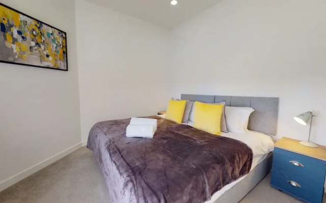 Luxury Apartment - Town Centre North Stevenage