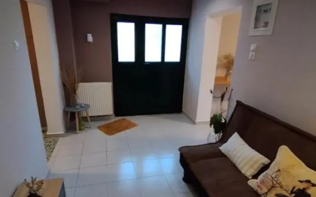 Lofos house