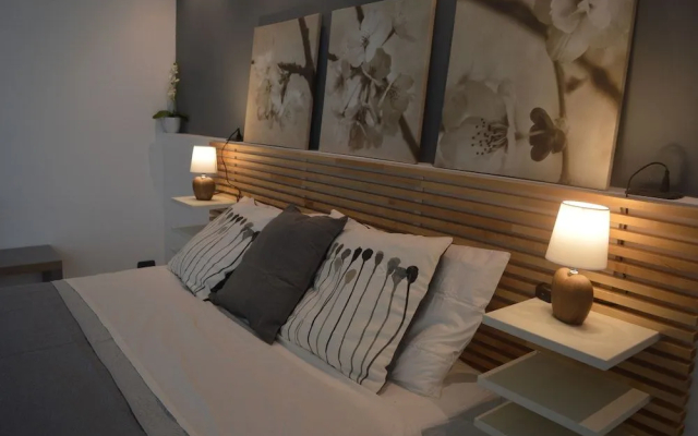UP&B Rooms